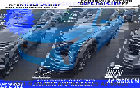 New 2025 Chevrolet Trax LT w/ Driver Confidence Package image 1