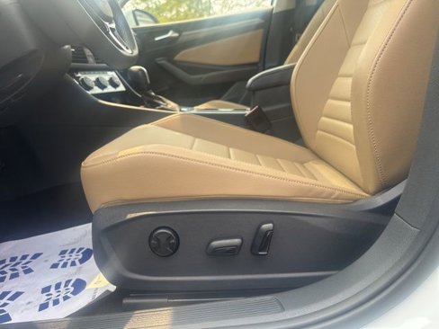 Certified 2021 Volkswagen Jetta SEL image 7