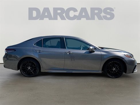 Used 2023 Toyota Camry XSE image 8