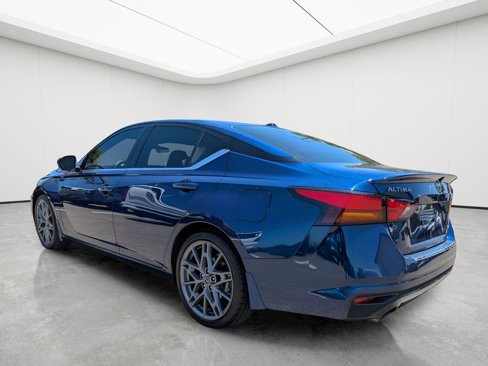 Used 2023 Nissan Altima 2.0 SR image 5