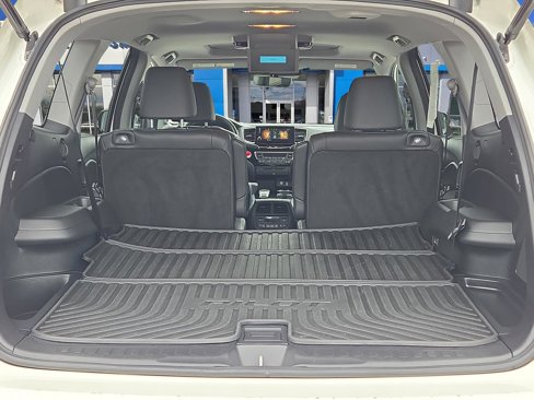 Used 2019 Honda Pilot Touring image 10