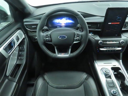 Used 2020 Ford Explorer ST w/ ST Street Pack image 10