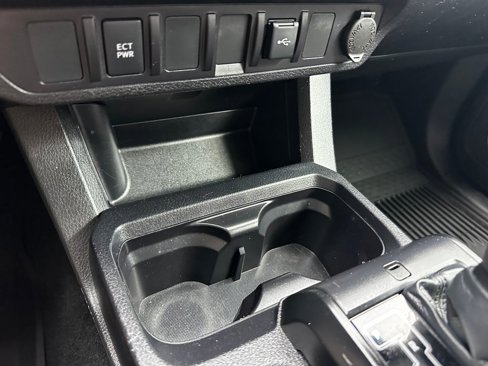 Used 2021 Toyota Tacoma SR image 62