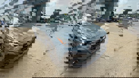 Certified 2024 Subaru Crosstrek 2.0i Premium image 1