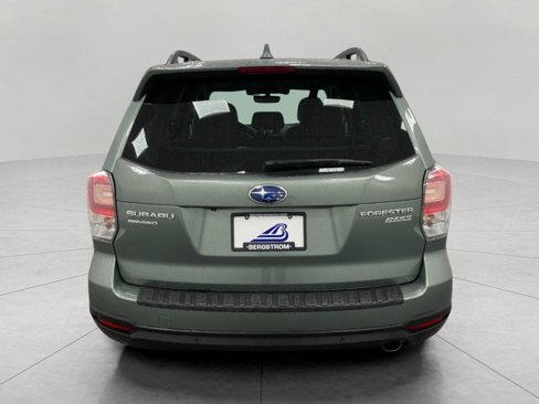 Used 2017 Subaru Forester 2.5i Limited image 5