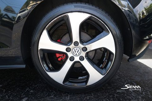Used 2015 Volkswagen GTI SE image 35