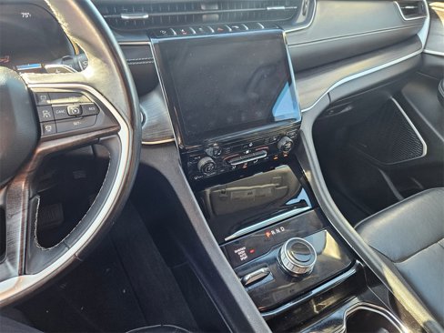 Used 2021 Jeep Grand Cherokee L Limited image 19
