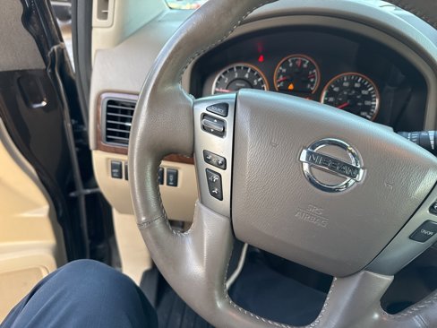 Used 2015 Nissan Armada SL image 18
