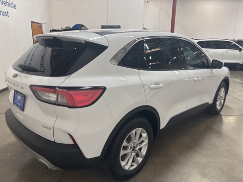 Used 2020 Ford Escape SE image 7