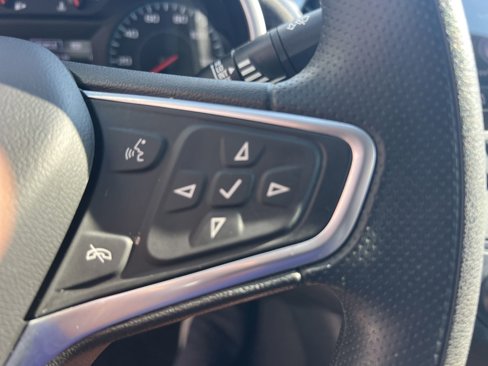 Used 2022 Chevrolet Malibu LT image 28