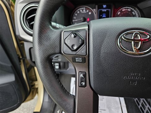 Used 2017 Toyota Tacoma SR5 image 11