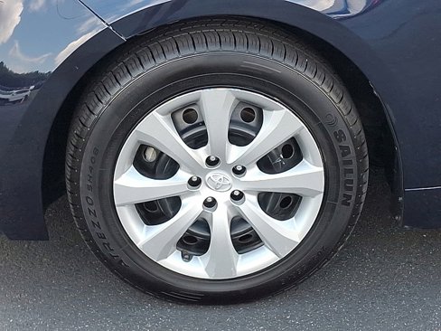 Used 2024 Toyota Corolla LE image 29