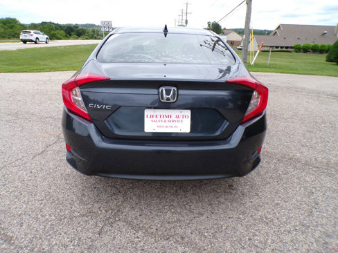 Used 2017 Honda Civic EX image 4