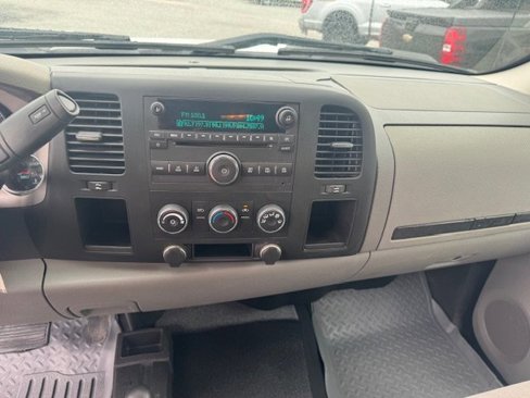 Used 2009 Chevrolet Silverado 3500 W/T image 17