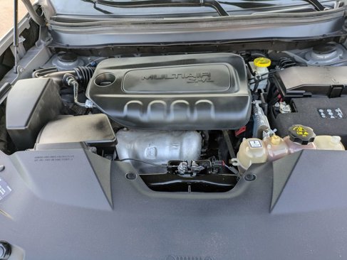 Used 2020 Jeep Cherokee Latitude Plus image 12