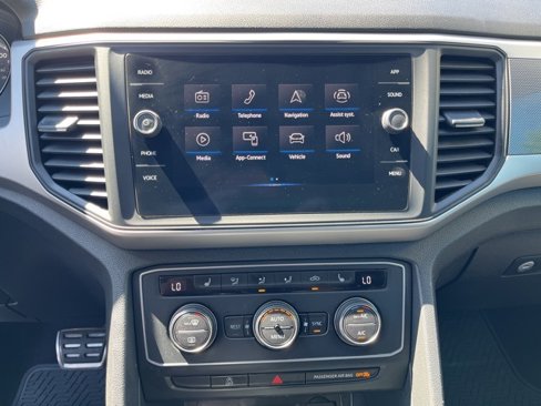 Used 2021 Volkswagen Atlas SE image 14