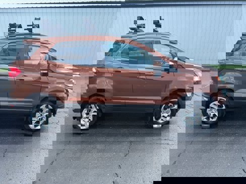 Used 2020 Ford EcoSport SE w/ SE Convenience Package image 2