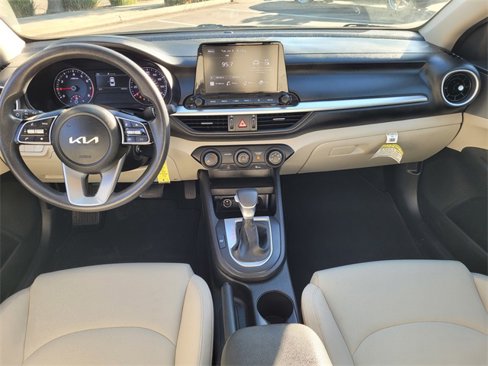Used 2023 Kia Forte LXS w/ LXS Technology Package image 9