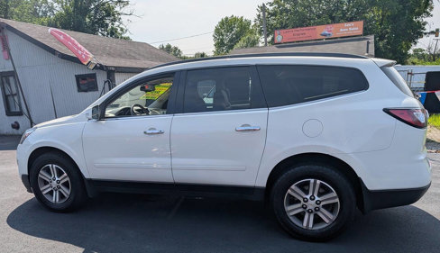 Used 2015 Chevrolet Traverse LT image 8