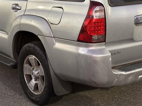 Used 2006 Toyota 4Runner SR5 image 10
