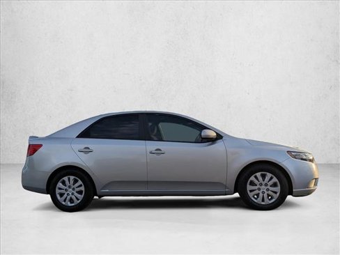 Used 2013 Kia Forte LX image 4