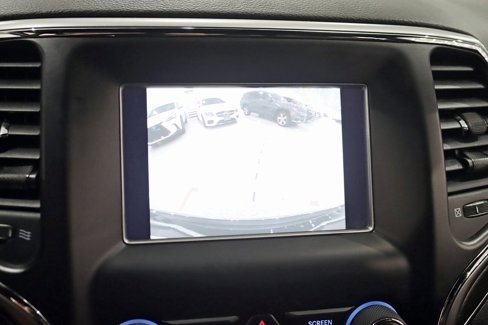 Used 2018 Jeep Grand Cherokee Limited image 18