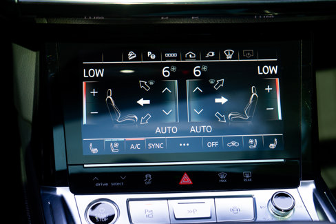 Used 2024 Audi Q8 e-tron Prestige w/ Prestige Package image 30