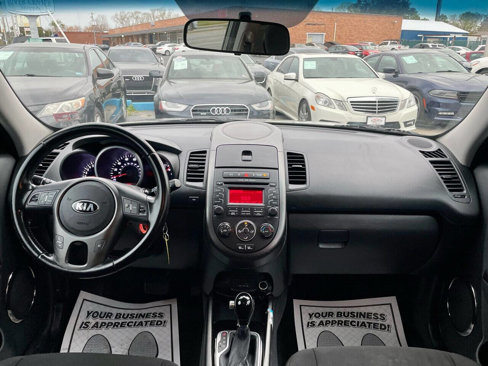 Used 2013 Kia Soul + image 14