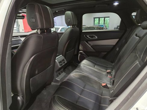 Used 2018 Land Rover Range Rover Velar R-Dynamic SE image 30