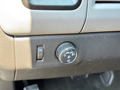 Used 2016 Chevrolet Colorado LT w/ LT Convenience Package image 27