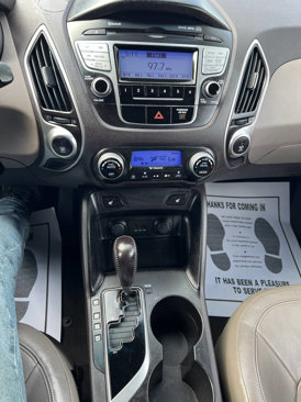 Used 2010 Hyundai Tucson Limited image 29