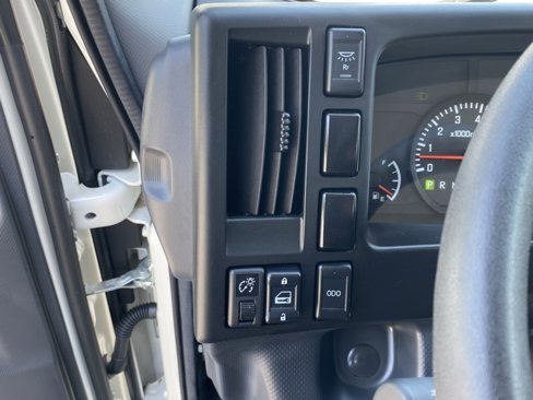New 2025 Isuzu NPR image 21