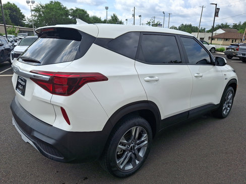 Used 2023 Kia Seltos LX image 4