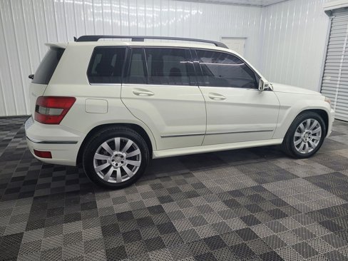 Used 2011 Mercedes-Benz GLK 350 4MATIC image 12