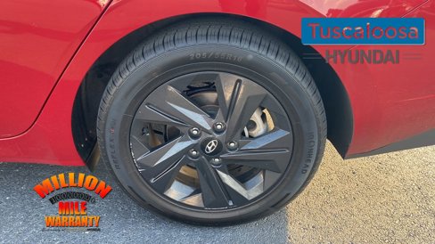 Used 2021 Hyundai Elantra SEL w/ Cargo Package image 12