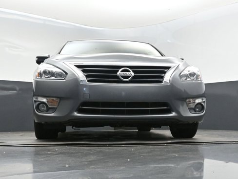 Used 2015 Nissan Altima 2.5 SV w/ Convenience Package image 46