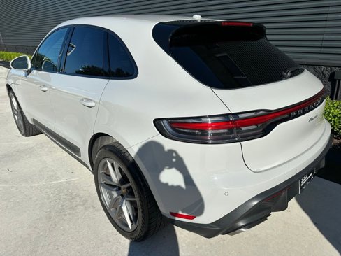Used 2022 Porsche Macan image 3