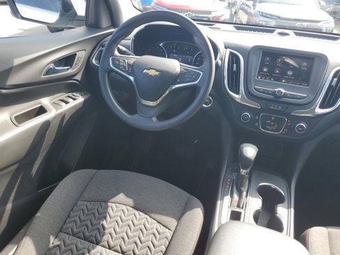 Used 2022 Chevrolet Equinox LT w/ LPO, Cargo Package image 11