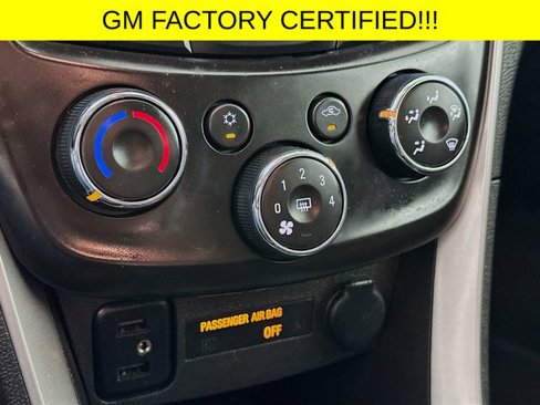 Certified 2022 Chevrolet Trax LT w/ LT Convenience Package image 15