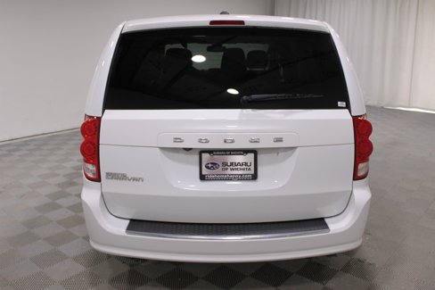 Used 2019 Dodge Grand Caravan SE w/ UConnect Hands-Free Group image 27