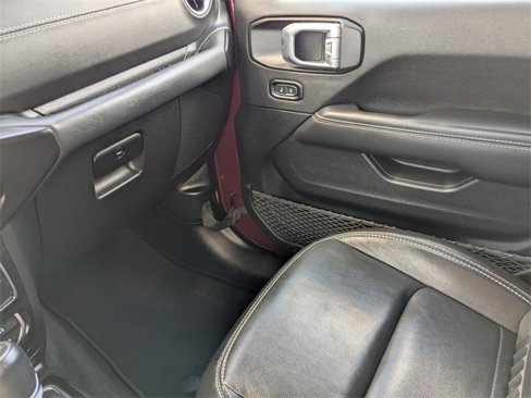 Used 2021 Jeep Wrangler Unlimited Sahara image 20