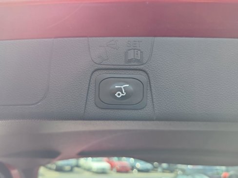 Used 2017 Ford C-MAX Energi SE w/ Equipment Group 401A image 30