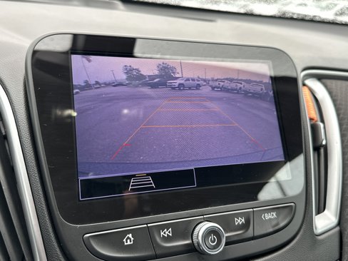 Used 2022 Chevrolet Malibu LT image 28