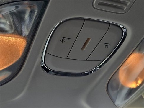 Used 2018 Jeep Compass Latitude image 24