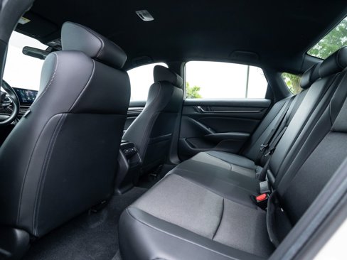 Used 2022 Honda Accord Sport image 36