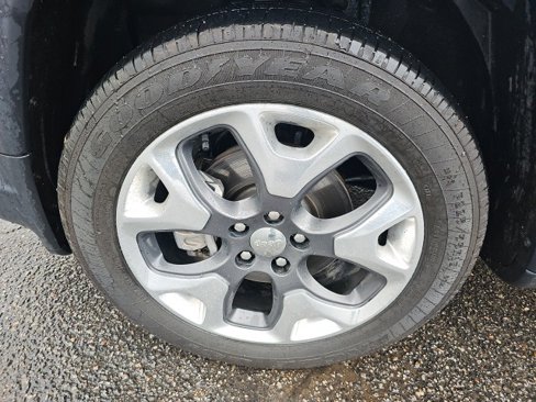 Used 2019 Jeep Compass Limited image 22