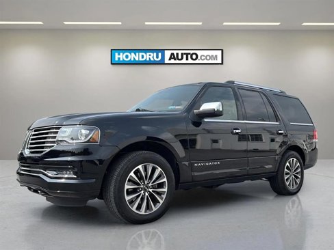 Used 2016 Lincoln Navigator Select image 1