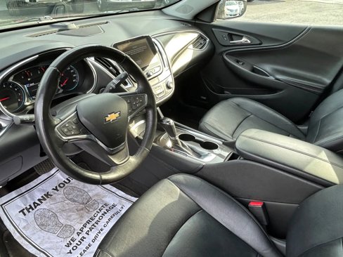 Used 2016 Chevrolet Malibu LT w/ Leather Package image 3