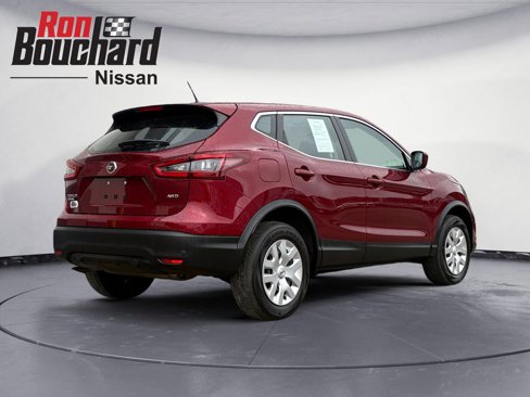 Certified 2020 Nissan Rogue Sport S image 2