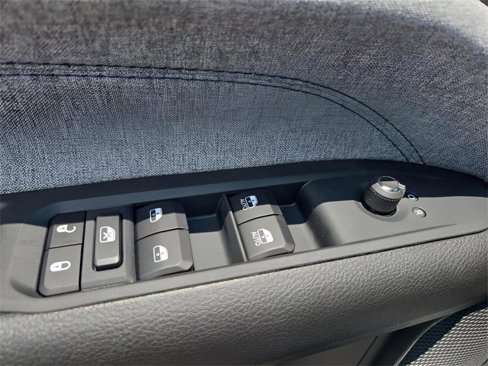 New 2025 Jeep Compass Latitude image 35
